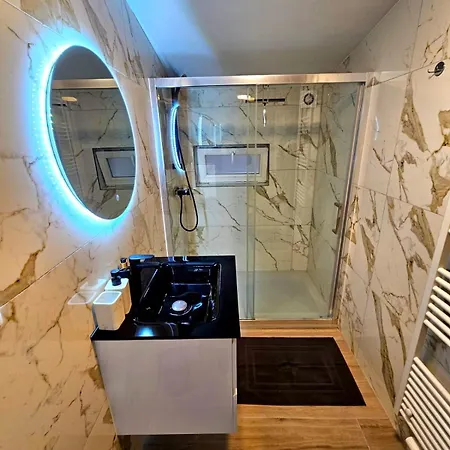 Jolie Petite Maison Hébergement de vacances *